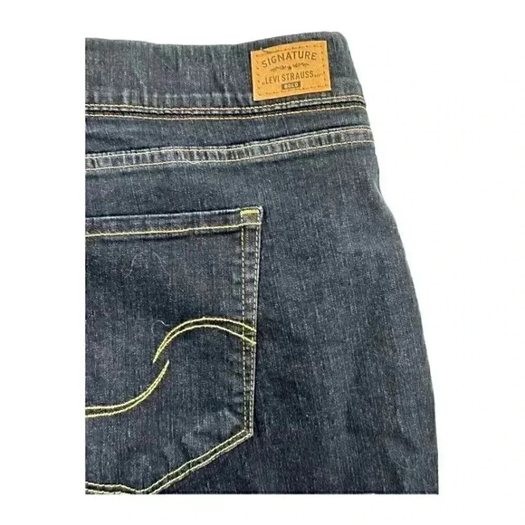 Levi Signature Pull on Skinny Jeans Plus size 26M W38xL30 Totally Shaping nwot - Picture 4 of 8